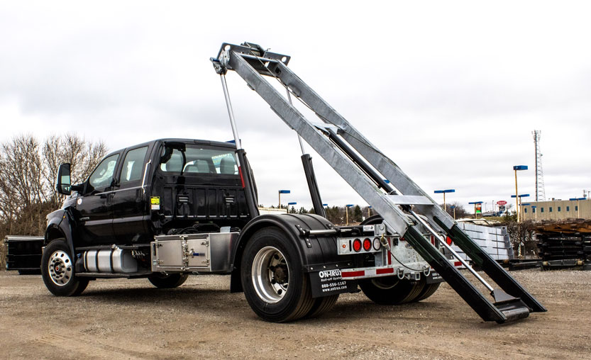 FORD F750 ON TRUX ROLL OFF (15)