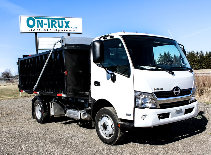 ROLL OFF ON TRUX HINO (1)