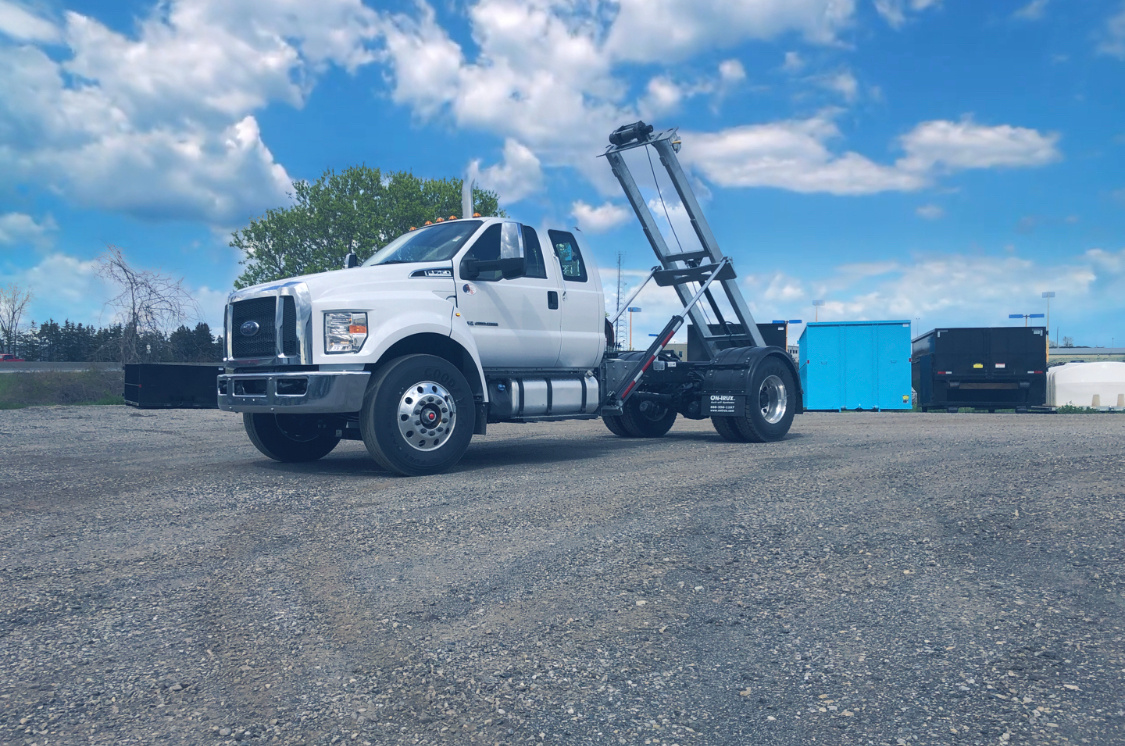2021 Ford F750 12 On Trux System White (16)