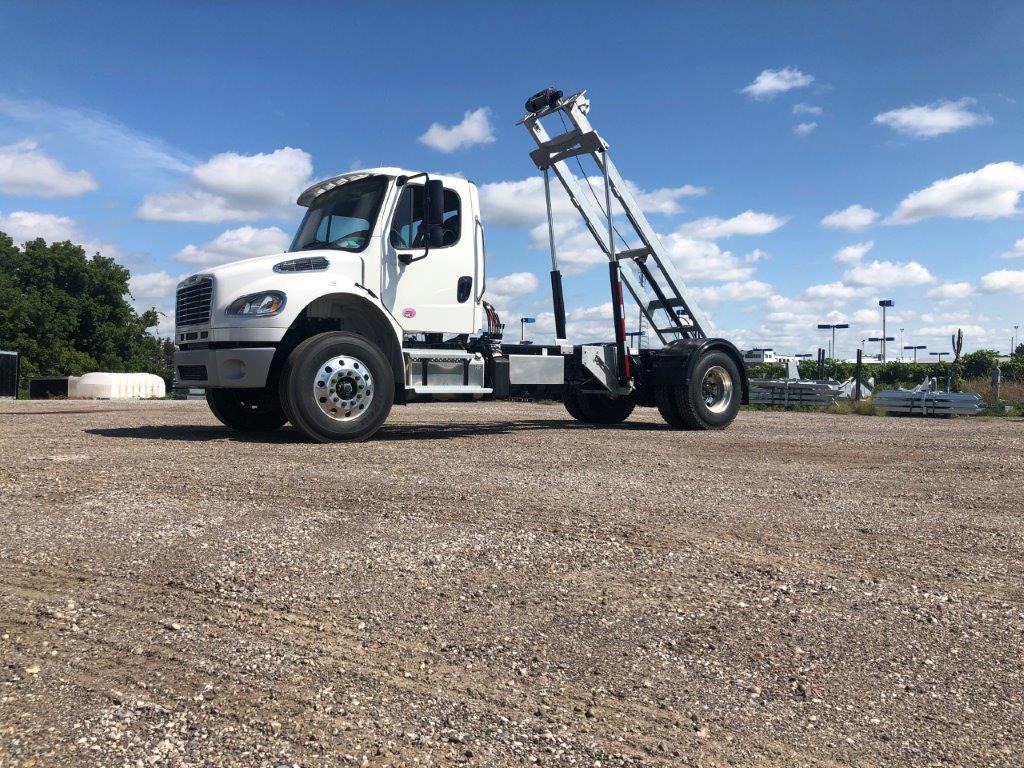 2020 FREIGHTLINER M2 14′ SINGLE AXLE ON TRUX SYSTEM (12)