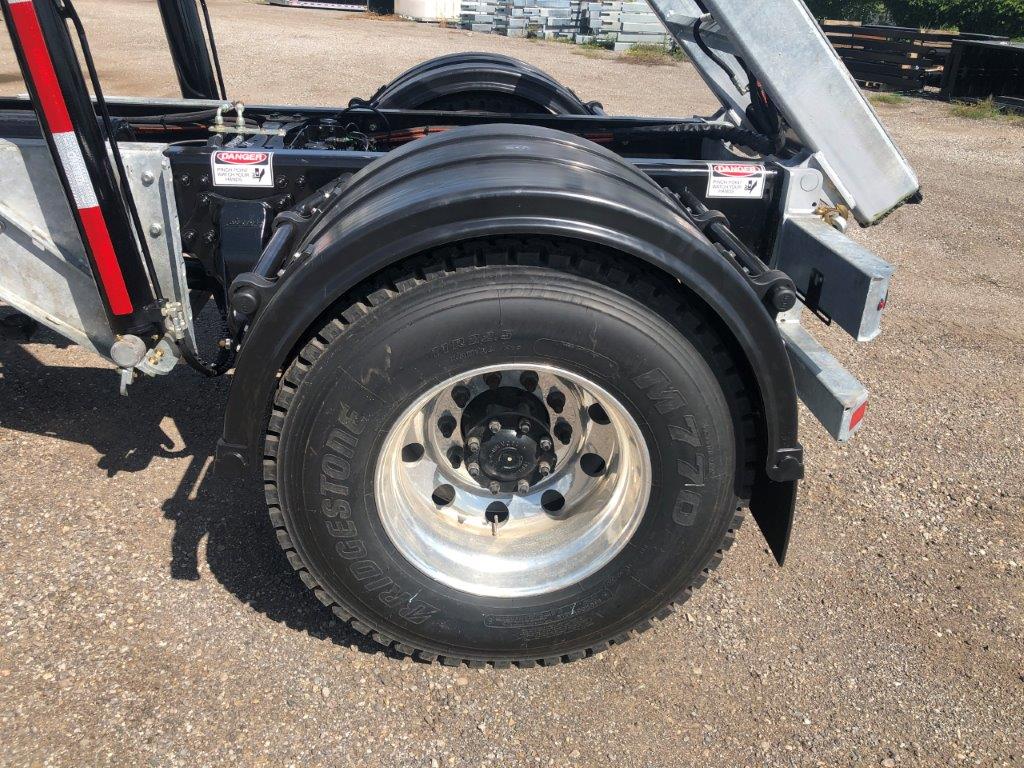 2020 FREIGHTLINER M2 14′ SINGLE AXLE ON TRUX SYSTEM (17)